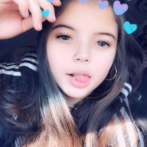 Meet your Posher, Candace